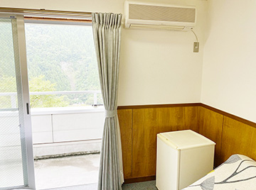 ペットと宿泊 | RIVERSIDE HOSTEL B&B